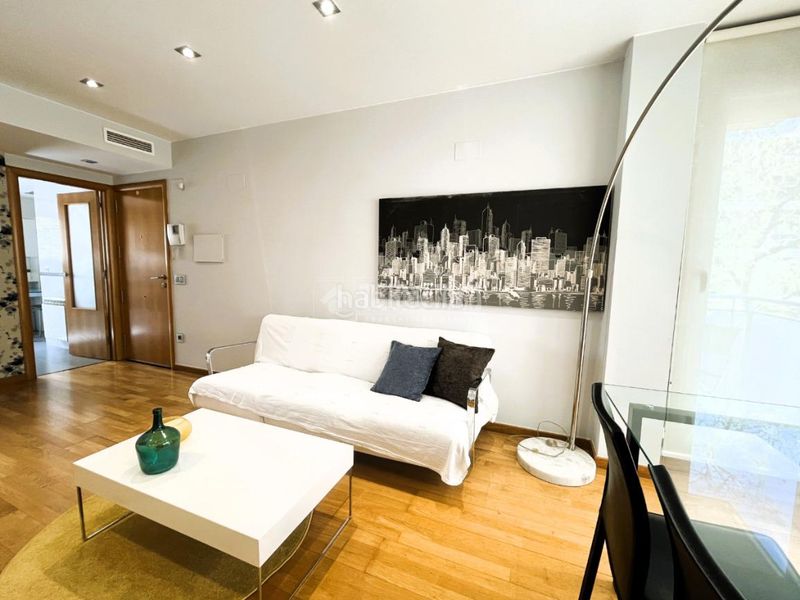 Foto c10fcb64-b43d-412e-8a98-c5f8e64e437e. Pis amb calefacció a Torrero Zaragoza