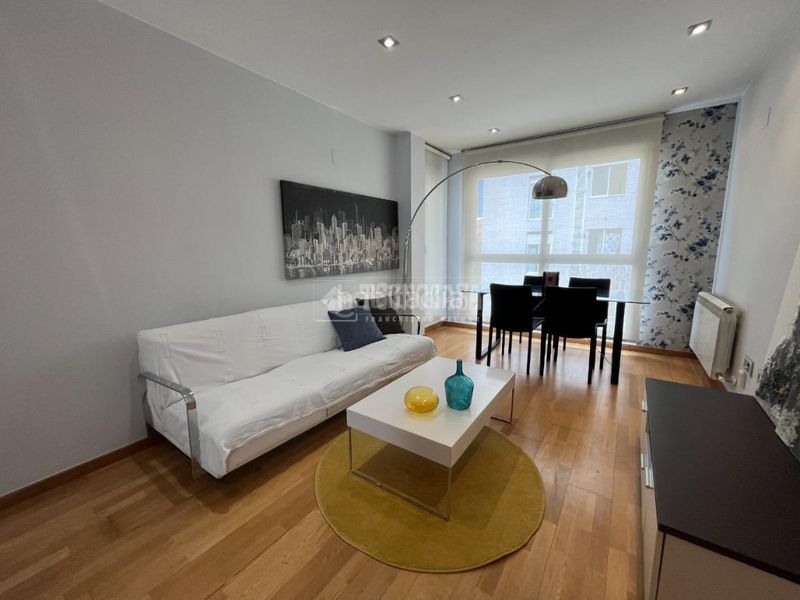 Foto c8784f22-da05-408b-9c1d-d1915670ce79. Pis amb calefacció a Torrero Zaragoza