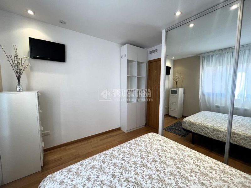 Foto f39b17bc-83ba-4dd1-af27-c7dde6e19250. Pis amb calefacció a Torrero Zaragoza