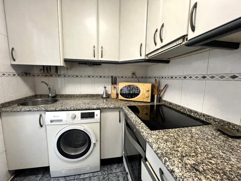 Foto 49d1d3b7-9a31-4105-9ad1-7fedc02ff15e. Pis amb calefacció a Torrero Zaragoza