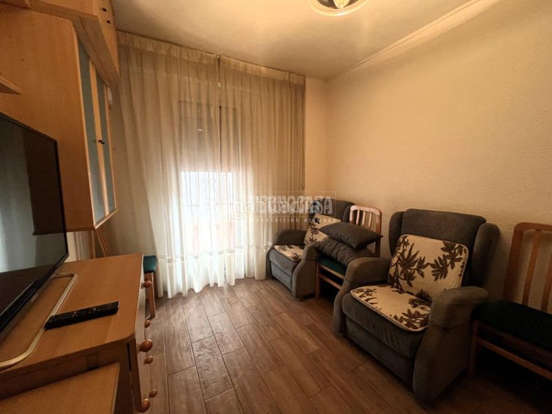 Foto 6047b745-ab11-4228-aca6-b6a7898080d8. Pis amb calefacció a Torrero Zaragoza