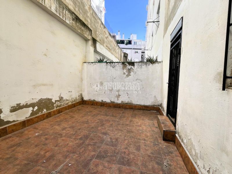 Foto adaffa14-8601-436e-8278-89b188a07053. Pis amb calefacció a Torrero Zaragoza