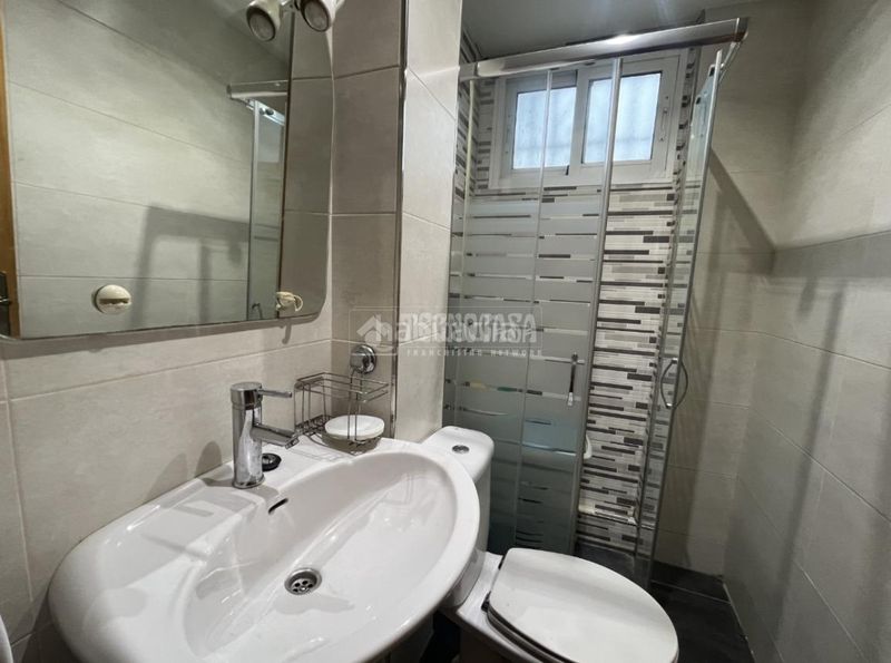 Foto d9a9ae22-5ef1-469d-bc69-fc2b49dd7bd6. Pis amb calefacció a Torrero Zaragoza