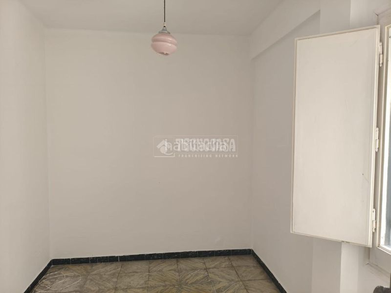 Foto 28bb19a2-d0f5-4c45-be4e-4bae23a4c7ea. Pis a Torrero Zaragoza