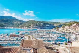 Casa a Sóller. Edificio con 4 apartamentos en puerto soller