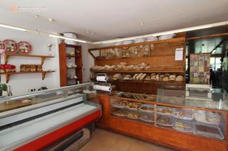 Lloguer Local Comercial a Sóller. Se traspasa panadería equipada de 220m2