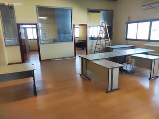 Location Bureau à Gremi de teixidors 28. Oficina en palma de mallorca zona la indiotería urbano