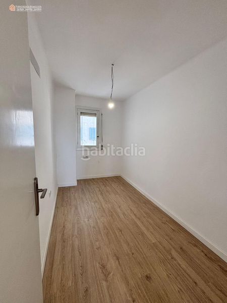 Foto ee5c861a-2b5f-4669-9fc5-f60f57dd237e. Piso  con terraza y vistas panorámicas al mar y la tramuntana en Palma de Mallorca