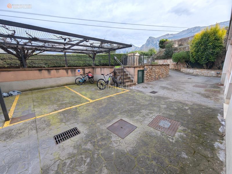 Foto 4f42a0ee-40f7-4b51-82c6-6a482b8da4b9. Aparcament cotxe a carretera de palma al port de Sóller 45 a Sóller