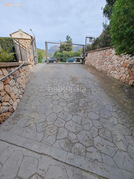 Foto ab119a6b-2907-43bb-9df8-3d5dfb550c45. Aparcament cotxe a carretera de palma al port de Sóller 45 a Sóller