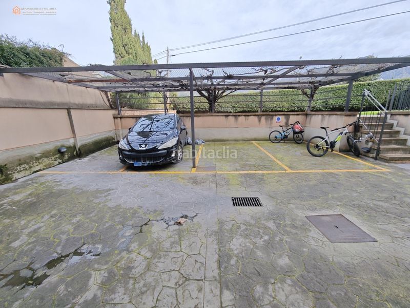 Foto fa83622f-8345-4f04-b08d-ff522f3932dd. Aparcament cotxe a carretera de palma al port de Sóller 45 a Sóller