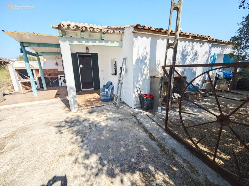 Foto be848733-5f08-4be6-a127-c8f7459b612b. Terreny residencial a Campos poble Campos