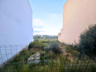 Terreny residencial a Carrer de Menorca 63