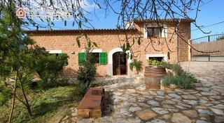 Chalet in Sóller. Preciosa finca rústica en sóller