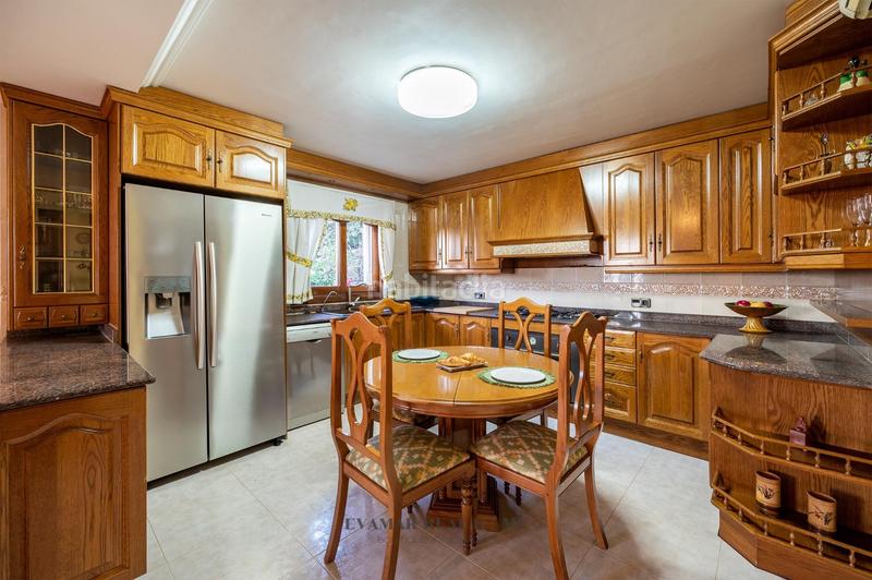 Foto 53609bca-34a9-48b7-a2ca-164575f52909. Chalet con riscaldamento parcheggio piscina in Son Amonda - Reis Catòlics Inca