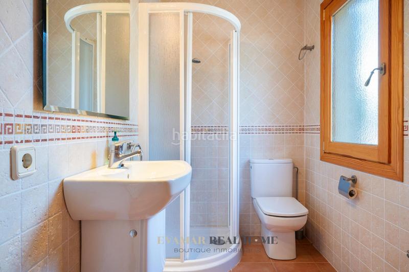 Foto fd7f2140-fc9c-4267-a562-5444d94a5ba9. Chalet  unifamiliar con terreno, piscina y espectaculares vistas a las montañas y bahía de palma en Bunyola