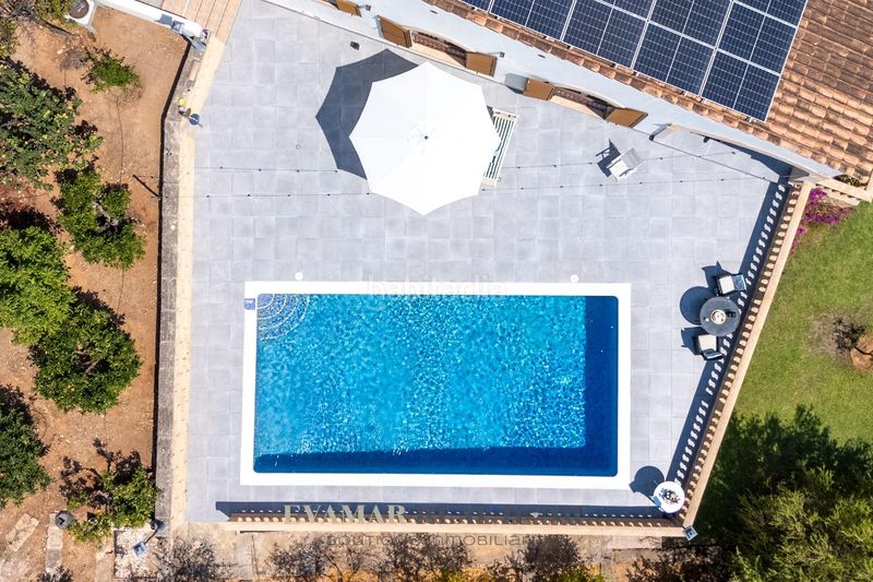 Foto 00beb3fe-3c53-4460-af48-baa4a5e15810. Xalet amb piscina a Bunyola