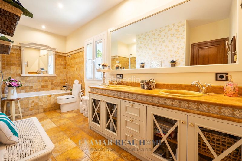 Foto eeb2011a-f606-460c-8a39-746f28c25494. Xalet amb piscina a Bunyola