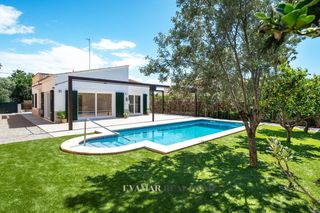 Miete Chalet in Bunyola. Chalet en planta única reformado con jardín y piscina en zona de