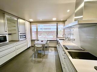 Appartement à La Nova Esquerra de l´Eixample. Precioso piso acabados gran calidad