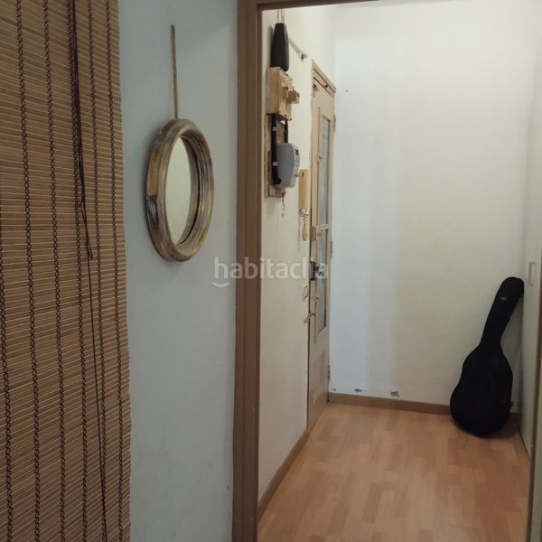 Foto a0f2ab18-c136-4c73-8aa7-03c6d4669bb5. Pis a Sagrada Família Barcelona