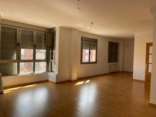 Appartement à Alcázar de San Juan. Piso a la venta