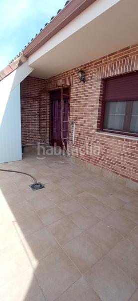 Foto 64328dc3-ca9e-4fa3-b76a-dc557379f4ae. Lloguer àtic amb calefacció piscina a Alcázar de San Juan