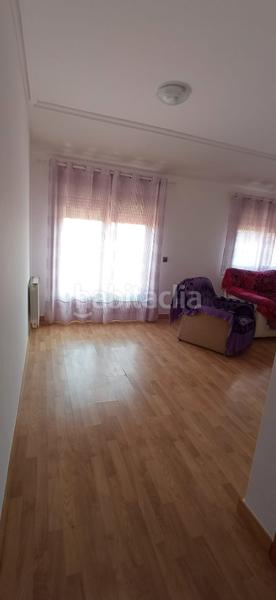 Foto f8578ab6-331b-4ec4-8c93-8e11552d1b42. Lloguer àtic amb calefacció piscina a Alcázar de San Juan