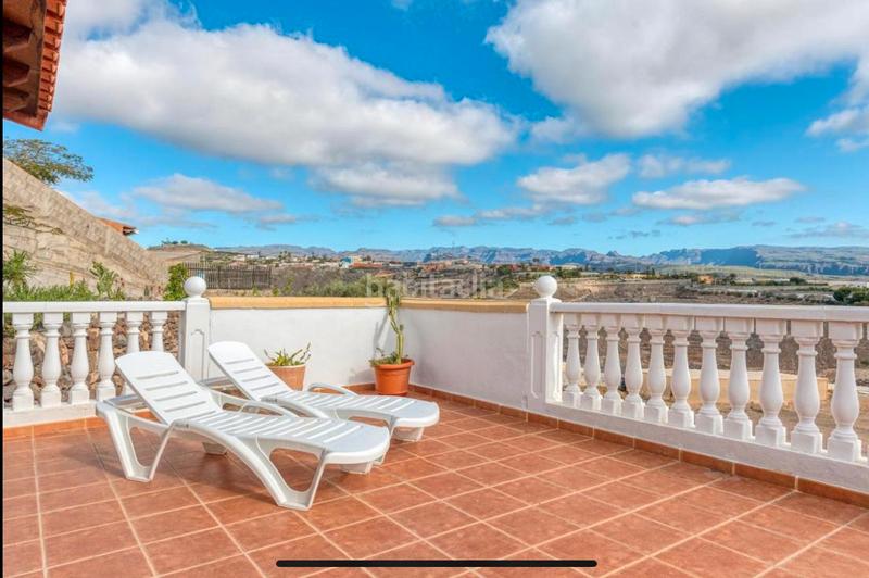 Foto ec2fdd3d-f084-42ef-b42e-713a11eb804a. Location maison avec parking piscine dans El Salobre San Bartolomé de Tirajana