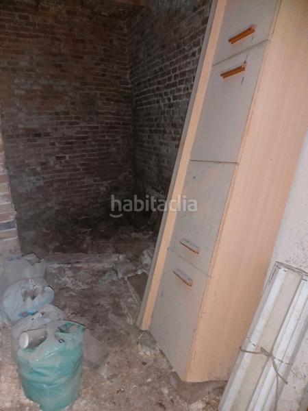 Foto 99fe2aea-4fcc-45b2-8d33-38006bc5ab2a. Casa  de pueblo céntrica y esquinera. en Alcanar