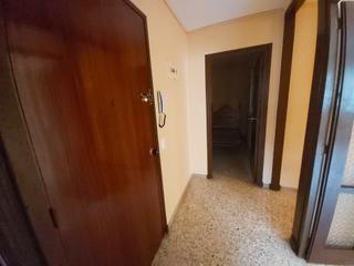 Location Appartement  Carrer de sant joan 2. Larga estancia.