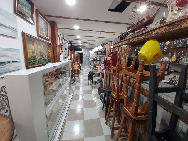 Foto c9a1d0e2-6af4-4b5b-8e35-045f3caacb08. Local comercial amb calefacció a Puerto Benicarló