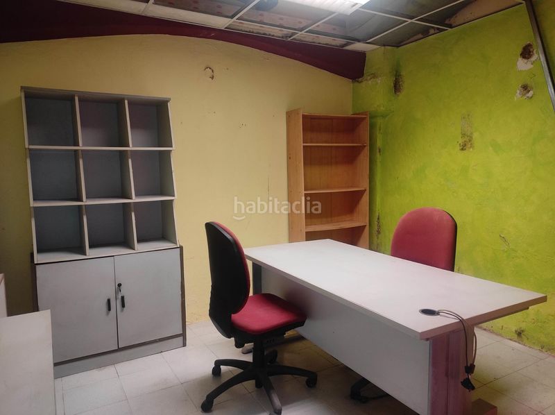 Foto b3ac2100-6608-4dfd-966a-03935a568c0d. Lloguer local comercial a carrer de jaume i 4 a Barri Antic Manresa