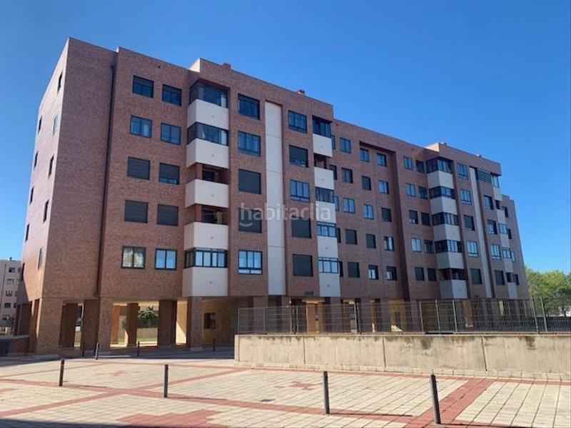 Foto 053c7249-c0d1-4ae9-9e44-27d70be2a6b2. Autoparkplatz in avenida de la juventud 28 in Sónsoles Ávila