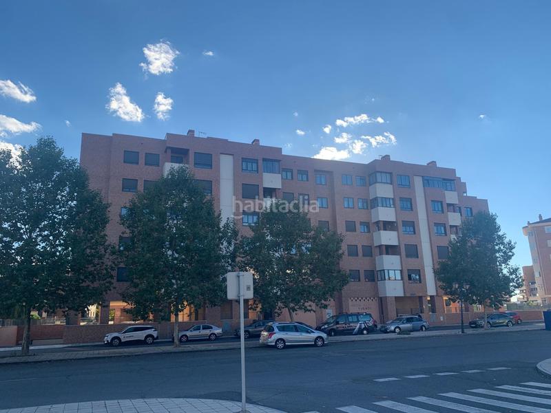 Foto 32325ee9-6866-4d9a-a210-102784d2e76b. Autoparkplatz in avenida de la juventud 28 in Sónsoles Ávila