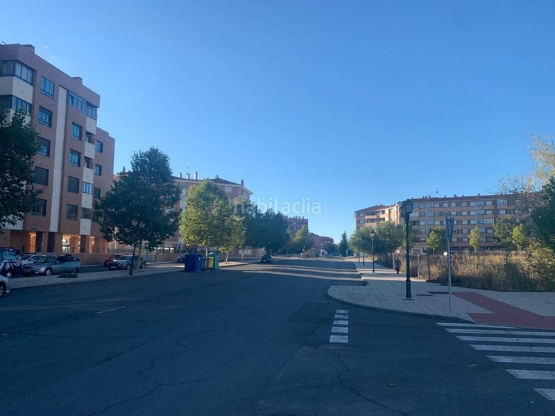 Foto 4838d47c-5e79-4ad0-a474-d09f6fcc1fec. Autoparkplatz in avenida de la juventud 28 in Sónsoles Ávila