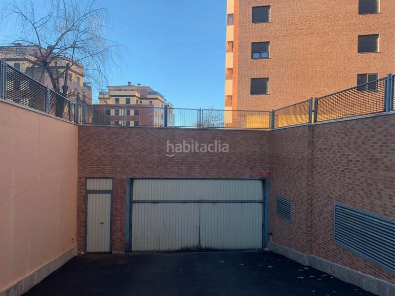 Foto 65ba3e5b-8b44-4a72-ab5f-667f1f14665e. Autoparkplatz in avenida de la juventud 28 in Sónsoles Ávila