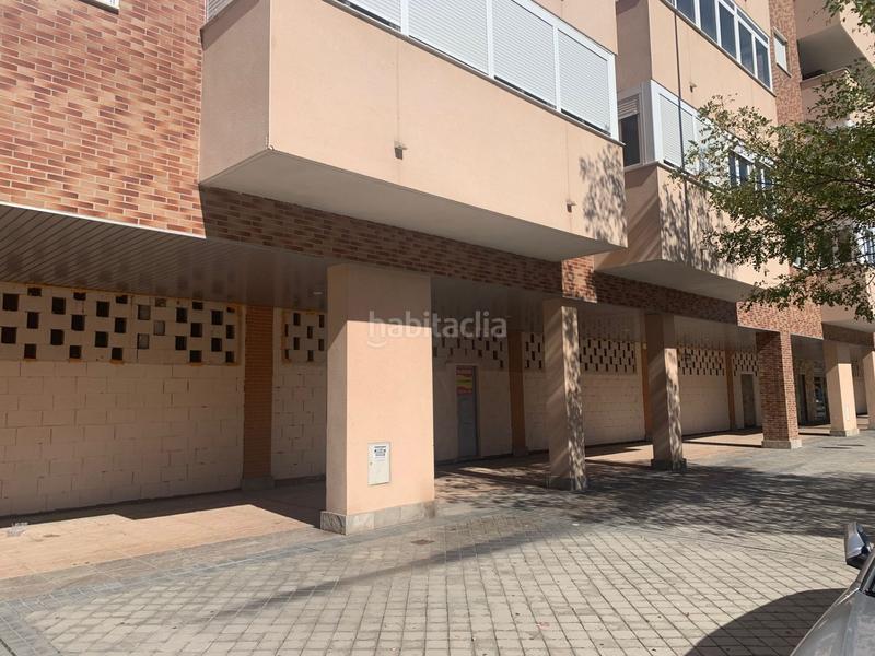 Foto 1cb21300-0b6b-4457-a95e-f3463945040e. Alquiler local comercial 2 locales comerciales, en avenida principal. en Ávila
