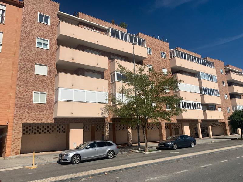 Foto 8fb2831e-a0ef-4884-815e-decf76f20664. Alquiler local comercial 2 locales comerciales, en avenida principal. en Ávila