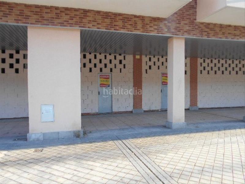 Foto a440d25e-b6b4-45a2-a67c-364660951c14. Alquiler local comercial 2 locales comerciales, en avenida principal. en Ávila