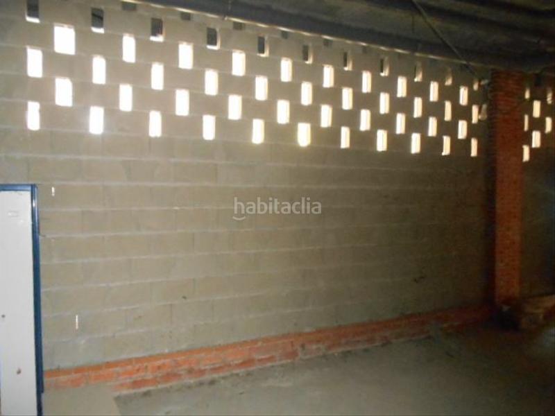 Foto df2248e5-ab0c-44a2-b071-46149dcad385. Alquiler local comercial 2 locales comerciales, en avenida principal. en Ávila