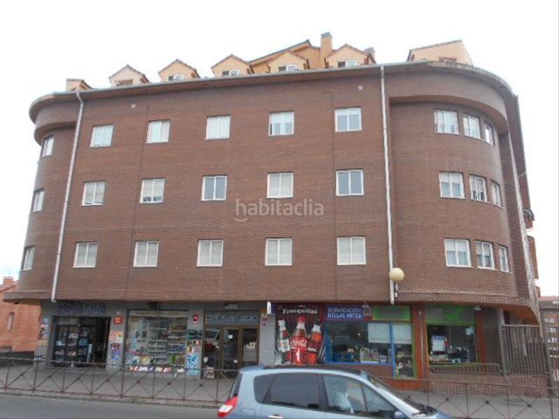 Foto a9aaf396-7532-455e-af04-c20d304f5b41. Parking voiture dans calle santo tomás 4 dans Sónsoles Ávila