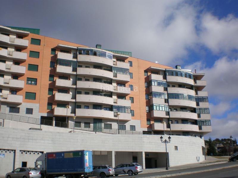 Foto 5abcfa09-e98c-45c4-9e2b-eeefae2795b2. Parking coche en calle de manuel gómez moreno 2 ultimas plazas de garaje en Ávila