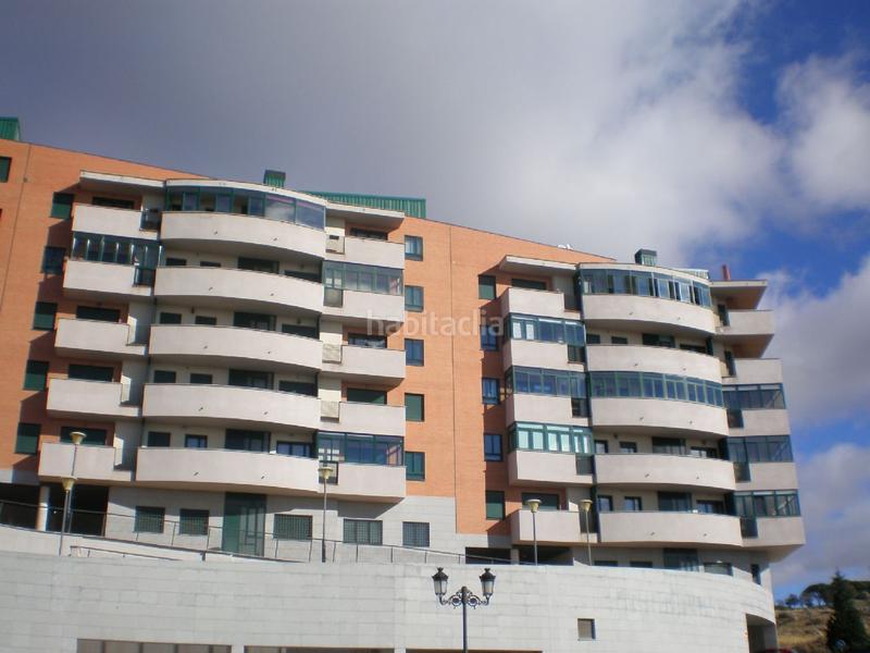 Foto 63a678b8-3138-4ee7-b58e-3a0aac39ce75. Parking coche en calle de manuel gómez moreno 2 ultimas plazas de garaje en Ávila