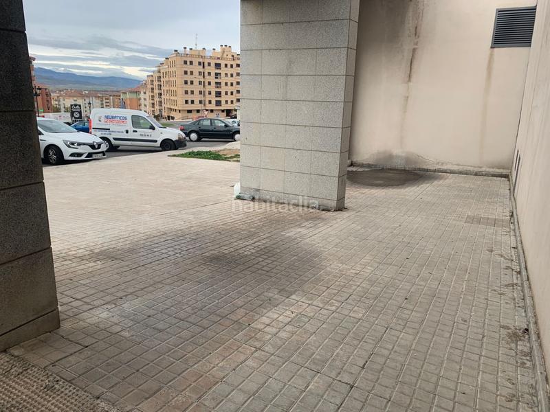 Foto 794d4196-ccff-42f6-8007-81a045d27c61. Parking coche en calle de manuel gómez moreno 2 ultimas plazas de garaje en Ávila