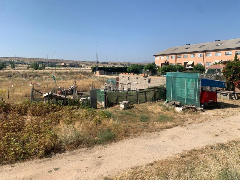Foto 74fb4e67-8d8d-462a-bf1e-f78440a0b271. Residential plot in crisantemo 2 in Sónsoles Ávila