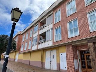 Local commercial à Rejero lorenzo de avila 4. Local comercial