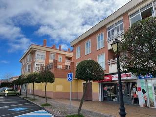 Local commercial à Rejero lorenzo de avila 4. Venta de 2 locales comerciales