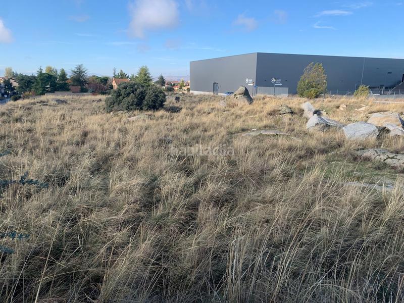 Foto 96cc58a2-66f0-49a9-8929-06cac600cfd1. Residential plot in ramon de francisco 1 in Hervencias Ávila