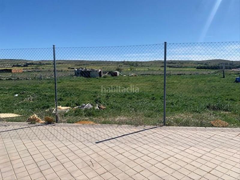 Foto 3958e4c3-77fb-4982-8154-9b672c0ff7d0. Terreno residencial en 3/3 rompidas viejas solar urbano unifamiliar en Ávila